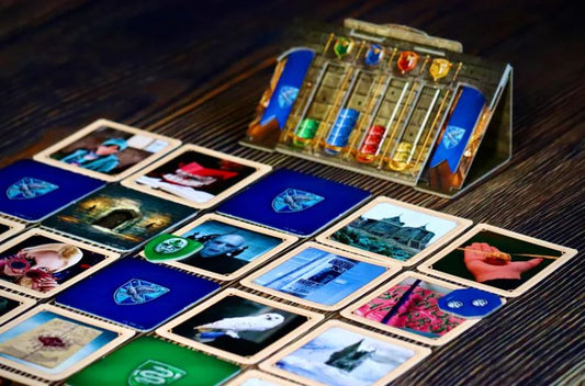 Codenames Back to Hogwarts - Bordspel (EN)