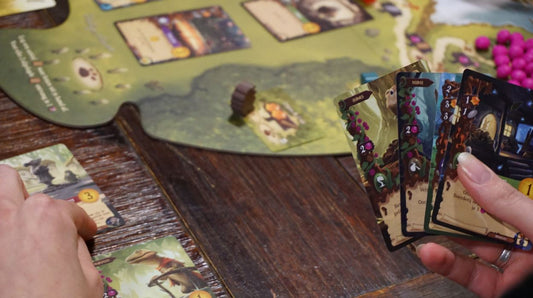 Review: Everdell "Waarom dit prachtige bosspel in jouw kast hoort!"(Door Harry de Dwerg)