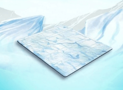 Endless Winter: Kleine speelmat (29 x 37 cm)